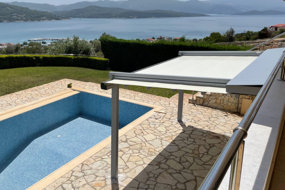 Αντηλιακές τέντες και πέργκολες για προστασία από τον ήλιο και τη ζέστη. Ιδανικές λύσεις σκίασης για.