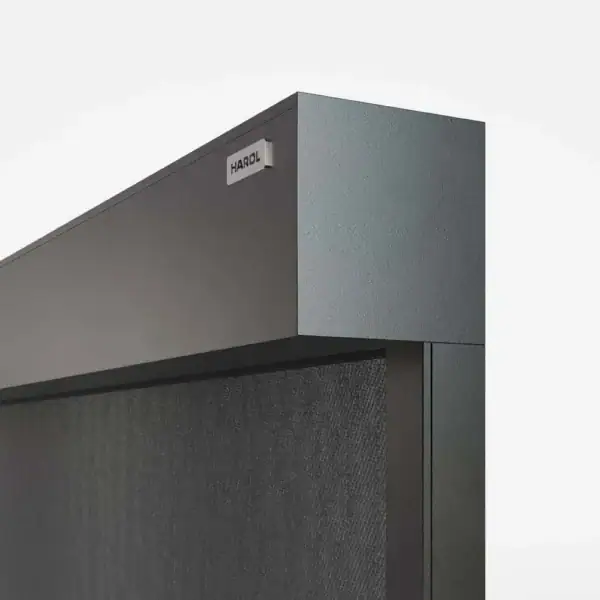 Επαγγελματική οθόνη γραφείου με μοντέρνο σχεδιασμό και υψηλή ανάλυση.