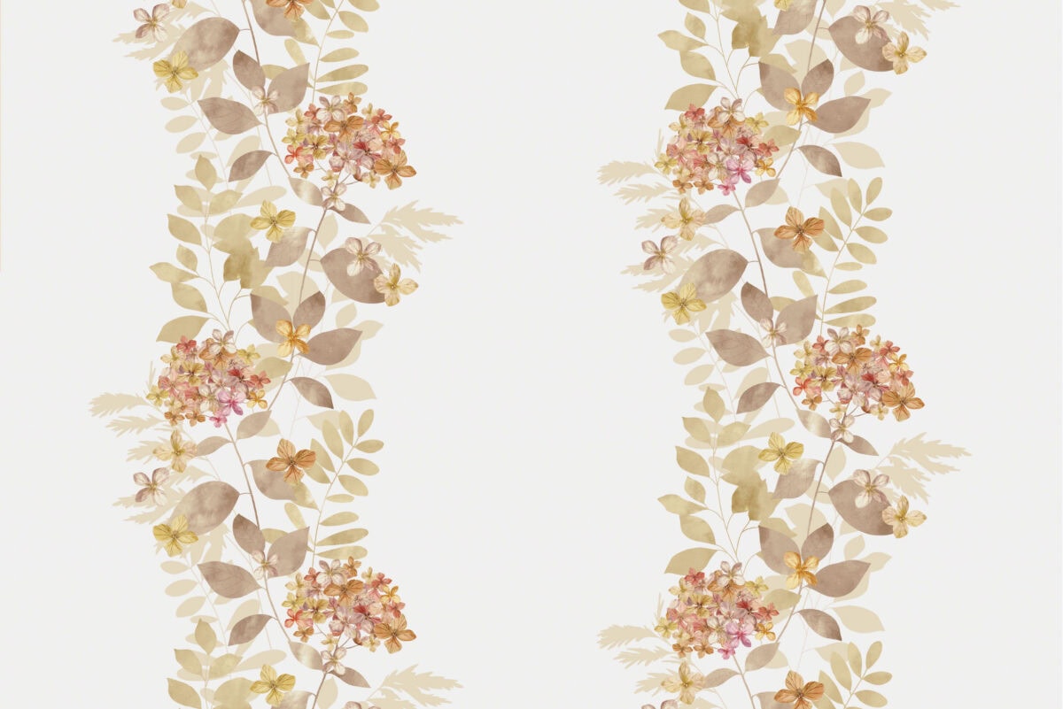 Φυλλωσιά και λουλούδια σε παστέλ αποχρώσεις, ιδανικό για διακόσμηση σε αρχοντικό περιβάλλον.